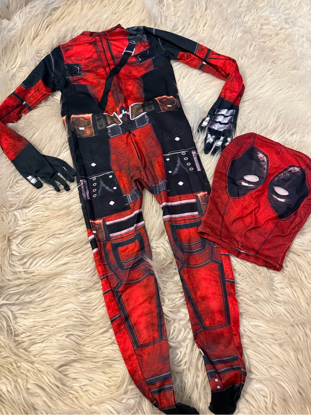 Boys Deadpool costume (D13)